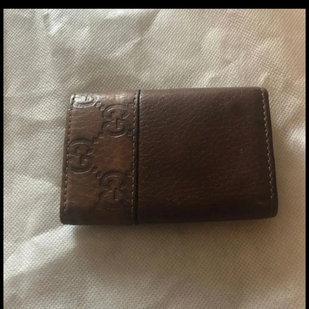 AUTHENTIC GUCCI KEYCHAIN